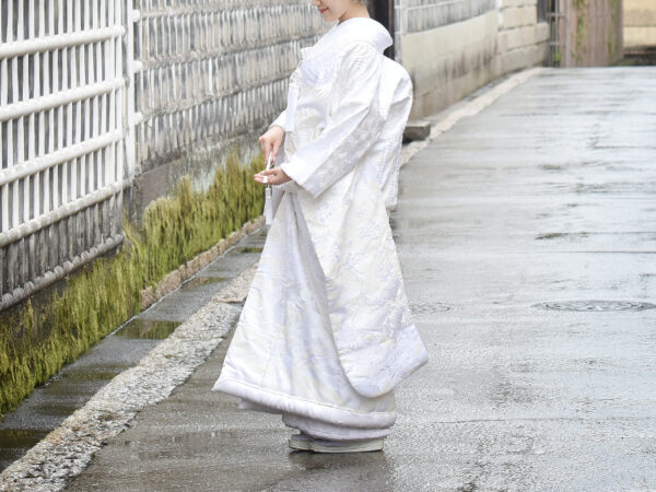 白無垢S-18 鶴松に菖蒲